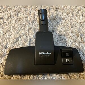 NEW Míele Universal floorhead